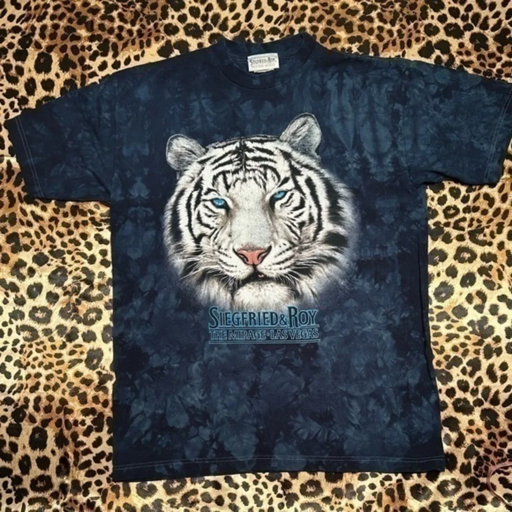 Vintage Siegfried & Roy White Tiger Tie Dye T-Shirt - Picture 1 of 7